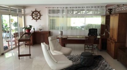 House 5 rooms of 211 sq m in Matoury (97351)