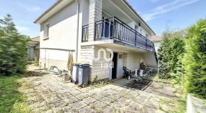 House 5 rooms of 119 m² in Poitiers (86000)