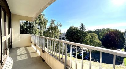Apartment 2 rooms of 54 m² in Nantes (44300)