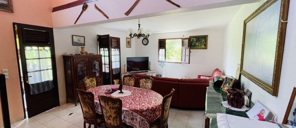 House 5 rooms of 202 m² in Le Carbet (97221)