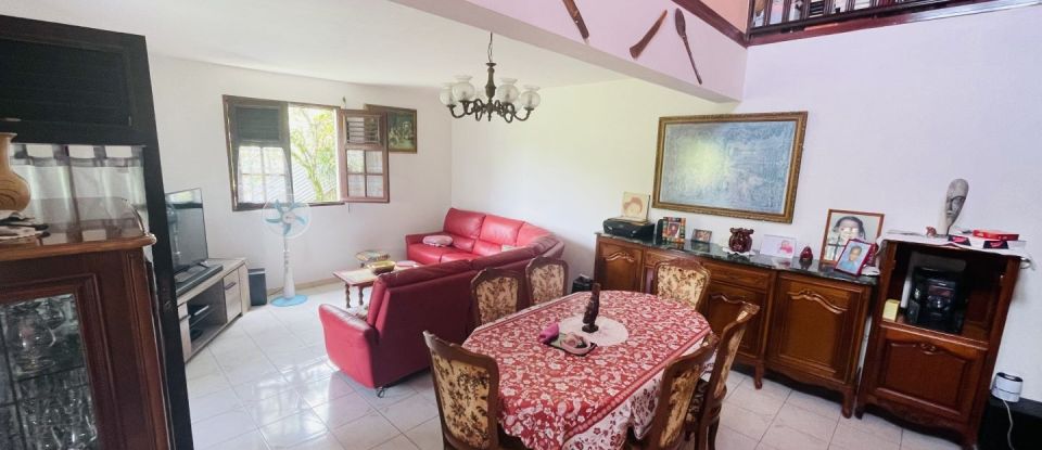 House 5 rooms of 202 m² in Le Carbet (97221)