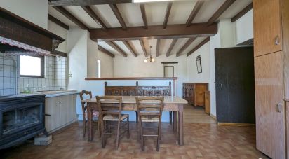 Village house 6 rooms of 128 m² in Amendeuix-Oneix (64120)