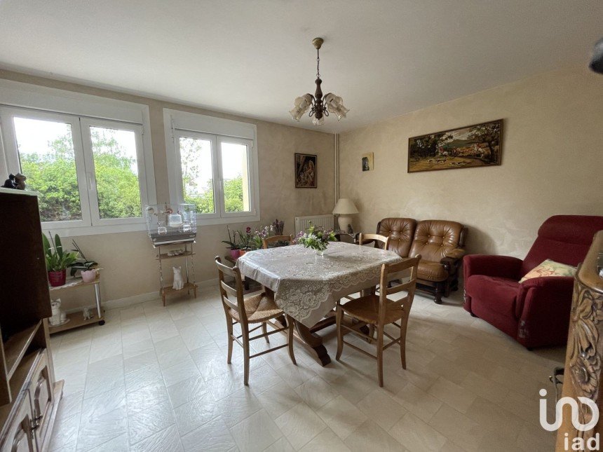 Apartment 2 rooms of 48 m² in Amiens (80090)