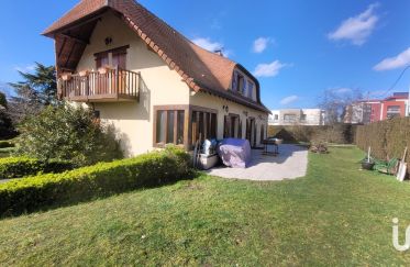 House 11 rooms of 182 m² in Le Grand-Quevilly (76120)