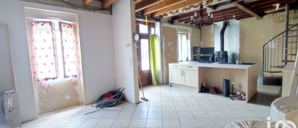House 4 rooms of 115 m² in Chauvigny (86300)