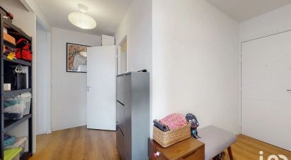 Apartment 4 rooms of 82 m² in Romainville (93230)