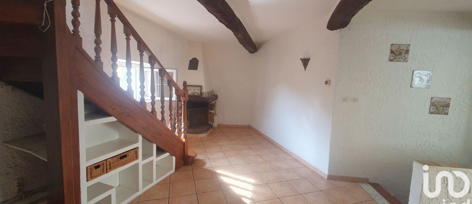 Village house 5 rooms of 85 m² in Cuers (83390)