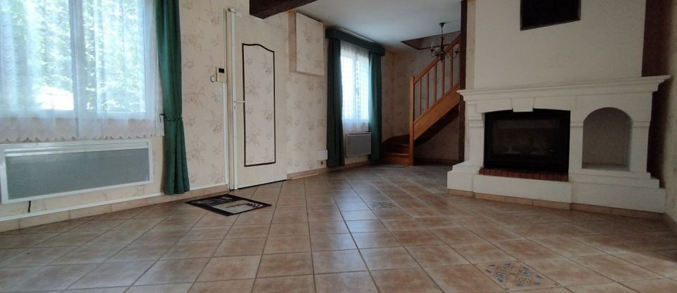 House 4 rooms of 84 m² in Gièvres (41130)