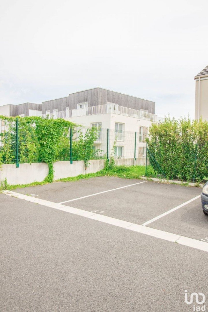 Parking/garage/box de 13 m² à Villenoy (77124)