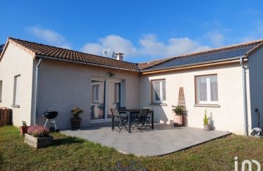 House 4 rooms of 100 m² in Chatuzange-le-Goubet (26300)
