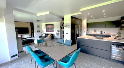 Apartment 4 rooms of 113 m² in Le Coudray-Montceaux (91830)