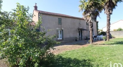 House 6 rooms of 138 m² in Sainte-Cécile (85110)