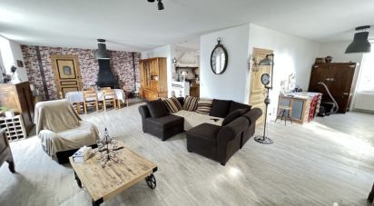Maison 8 pièces de 185 m² à Treignat (03380)