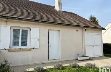 House 4 rooms of 82 m² in Estrées-Saint-Denis (60190)