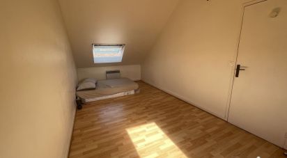 Appartement 3 pièces de 45 m² à Montereau-Fault-Yonne (77130)
