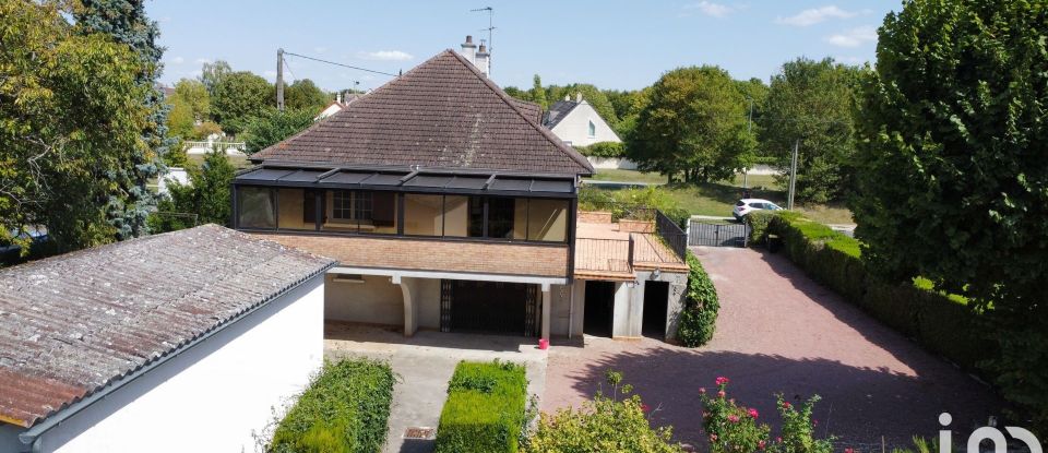 House 6 rooms of 153 m² in Bourges (18000)