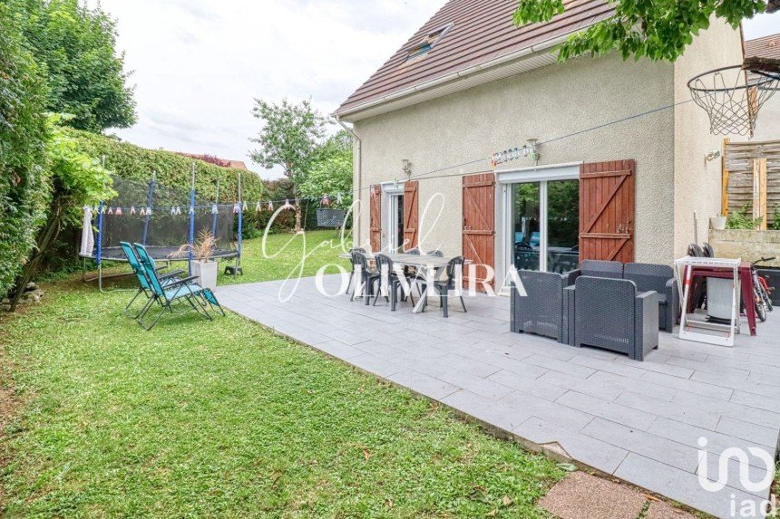 House 5 rooms of 76 m² in Écouen (95440)