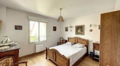 Traditional house 7 rooms of 162 m² in Bagneux (92220)