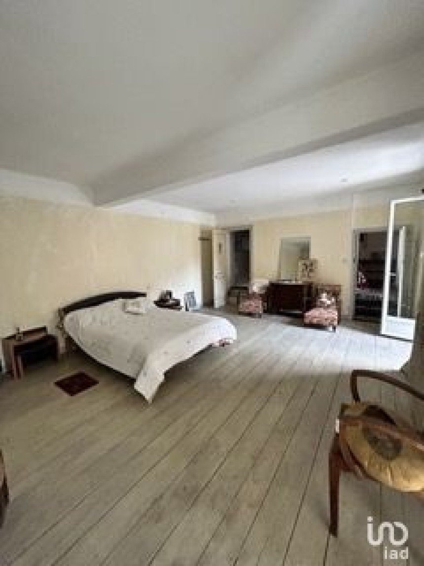 House 5 rooms of 133 m² in Livet-et-Gavet (38220)