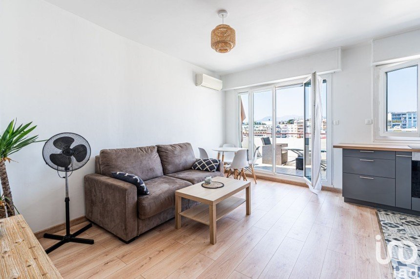 Appartement 2 pièces de 45 m² à Nice (06200)