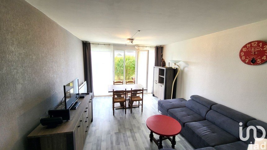 House 5 rooms of 80 m² in Lorris (45260)