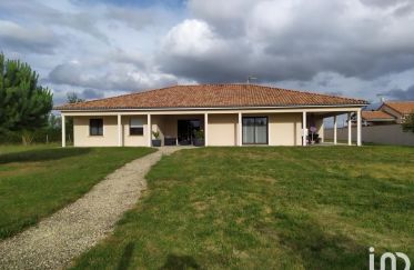 House 5 rooms of 150 m² in LORETZ D'ARGENTON (79290)