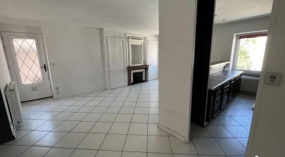 Appartement 3 pièces de 72 m² à Miribel (01700)