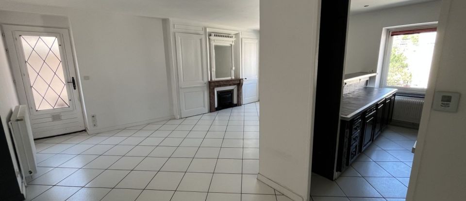 Apartment 3 rooms of 72 m² in Miribel (01700)