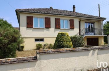 House 5 rooms of 118 m² in Bourges (18000)