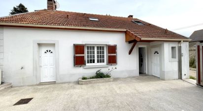 Maison 9 pièces de 122 m² à Bouray-sur-Juine (91850)