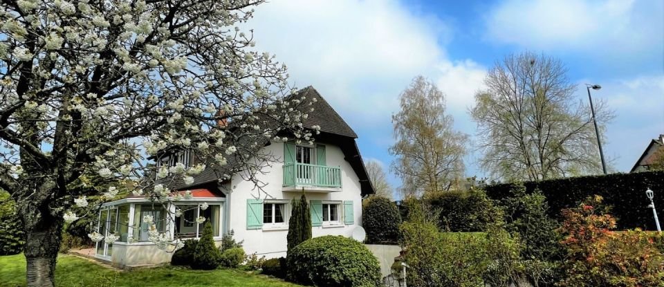 House 7 rooms of 145 m² in Hénouville (76840)