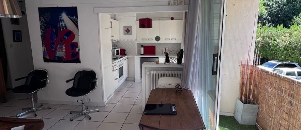 Apartment 4 rooms of 60 m² in Aix-en-Provence (13100)