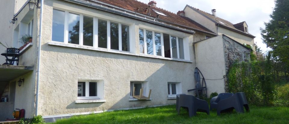 House 8 rooms of 170 m² in Crézancy (02650)
