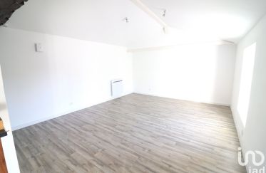 Apartment 1 room of 24 m² in Secondigny (79130)