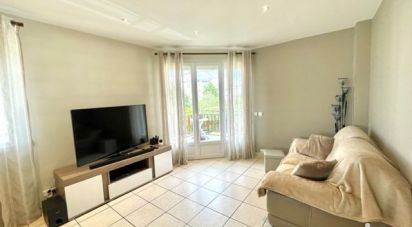 Apartment 4 rooms of 75 m² in Tremblay-en-France (93290)