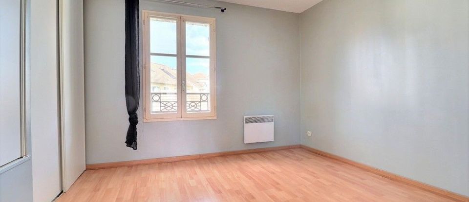 House 4 rooms of 76 m² in Villeparisis (77270)