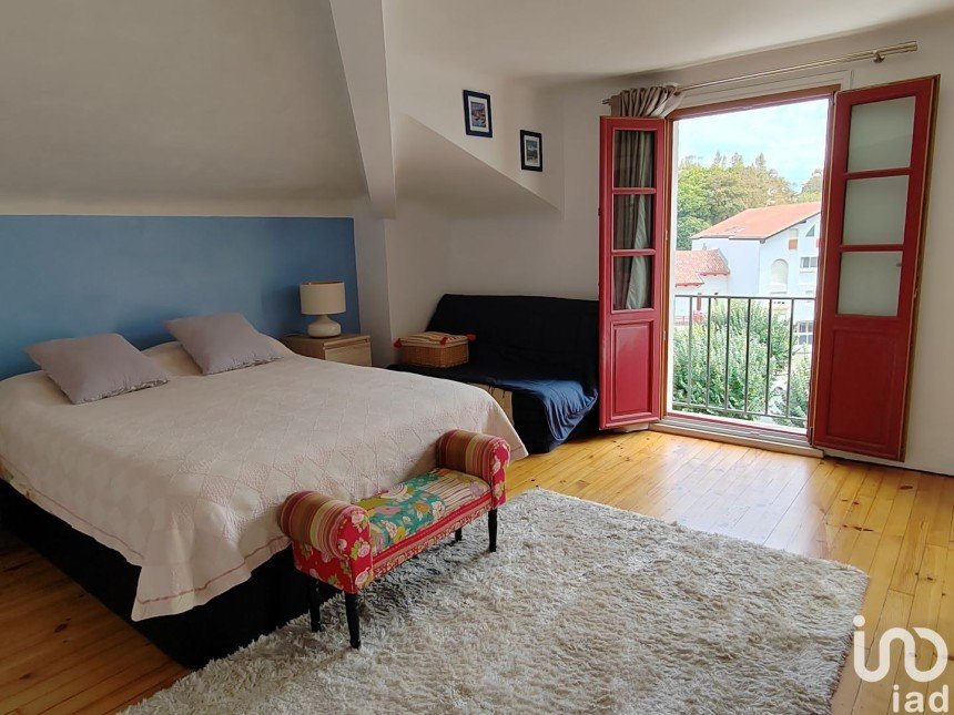 Apartment 3 rooms of 65 m² in Saint-Jean-de-Luz (64500)