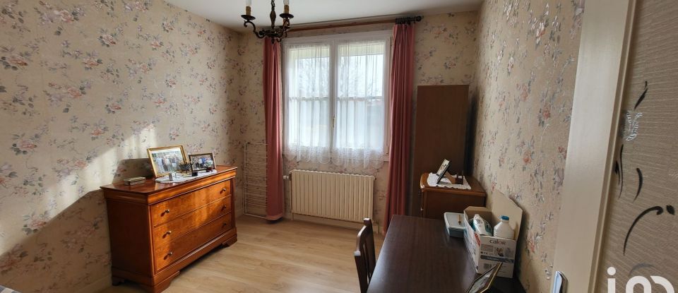 House 5 rooms of 90 m² in Maulévrier (49360)