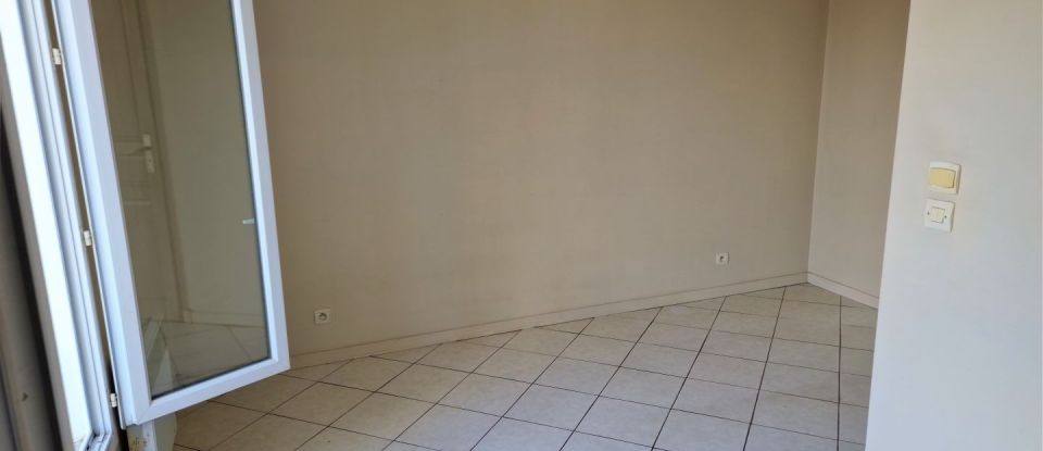 Apartment 1 room of 21 m² in Melun (77000)