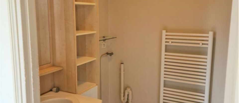 Apartment 1 room of 21 m² in Melun (77000)