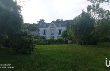 House 9 rooms of 175 m² in Douarnenez (29100)