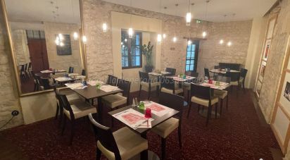 Hotel-restaurant of 770 m² in Jonzac (17500)