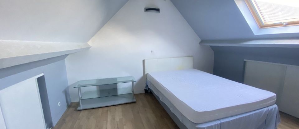 House 7 rooms of 120 m² in Chaumont-en-Vexin (60240)