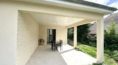 House 8 rooms of 146 m² in Onjon (10220)