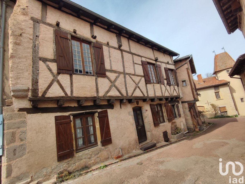 Maison 5 pièces de 122 m² à Saint-Haon-le-Châtel (42370)