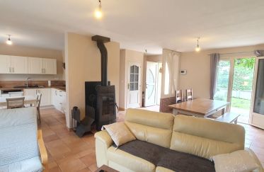 House 6 rooms of 92 m² in Chauffour-lès-Bailly (10110)
