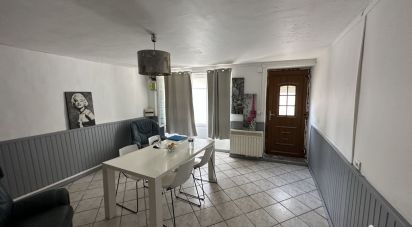 Maison 3 pièces de 70 m² à Mont-Saint-Jean (72140)