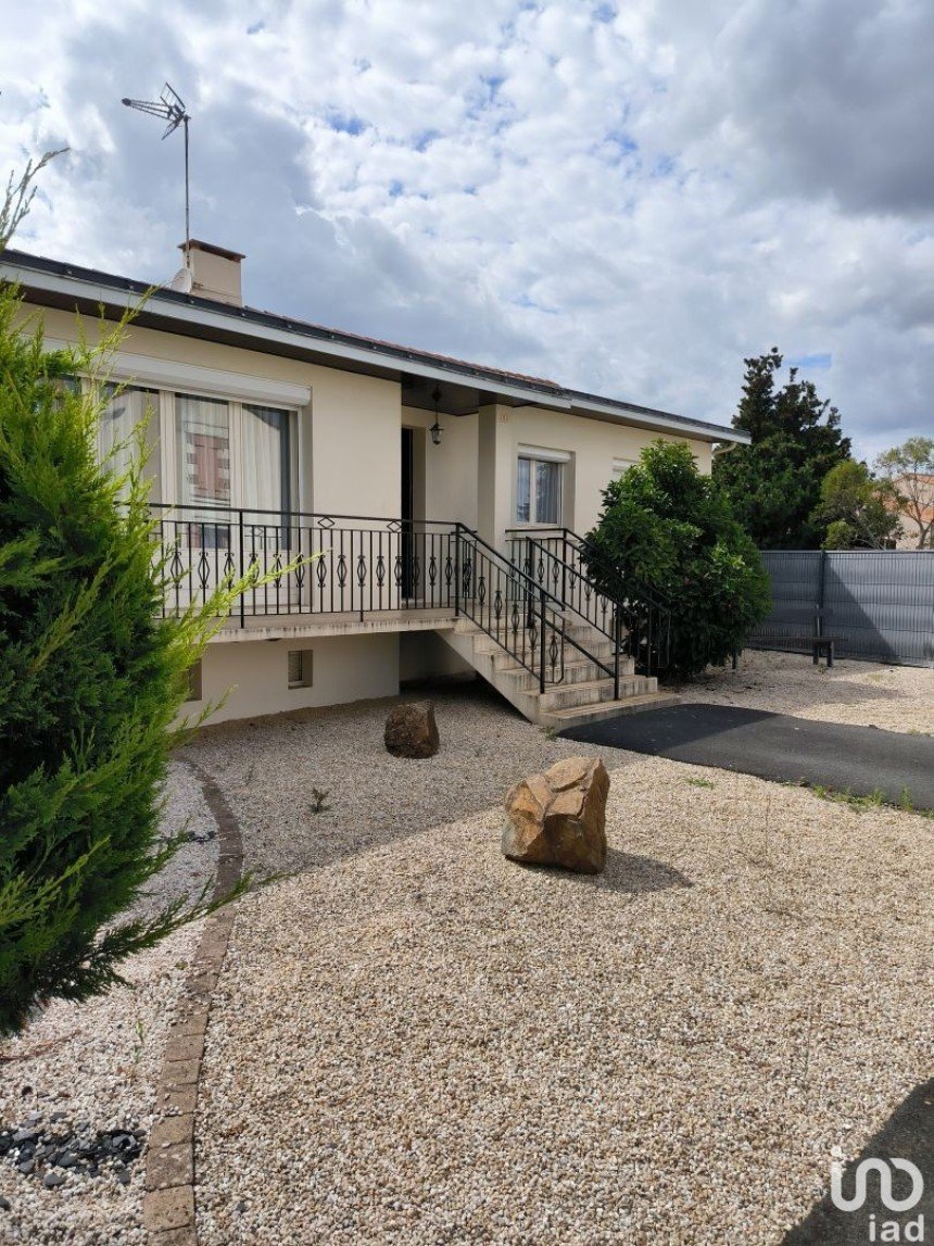 Maison 5 pièces de 120 m² à Chantonnay (85110)