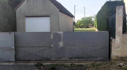 Parking of 435 m² in Aubepierre-Ozouer-le-Repos (77720)