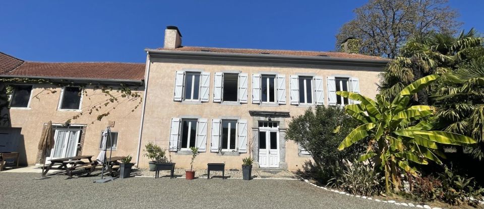 House 8 rooms of 250 m² in Bazillac (65140)